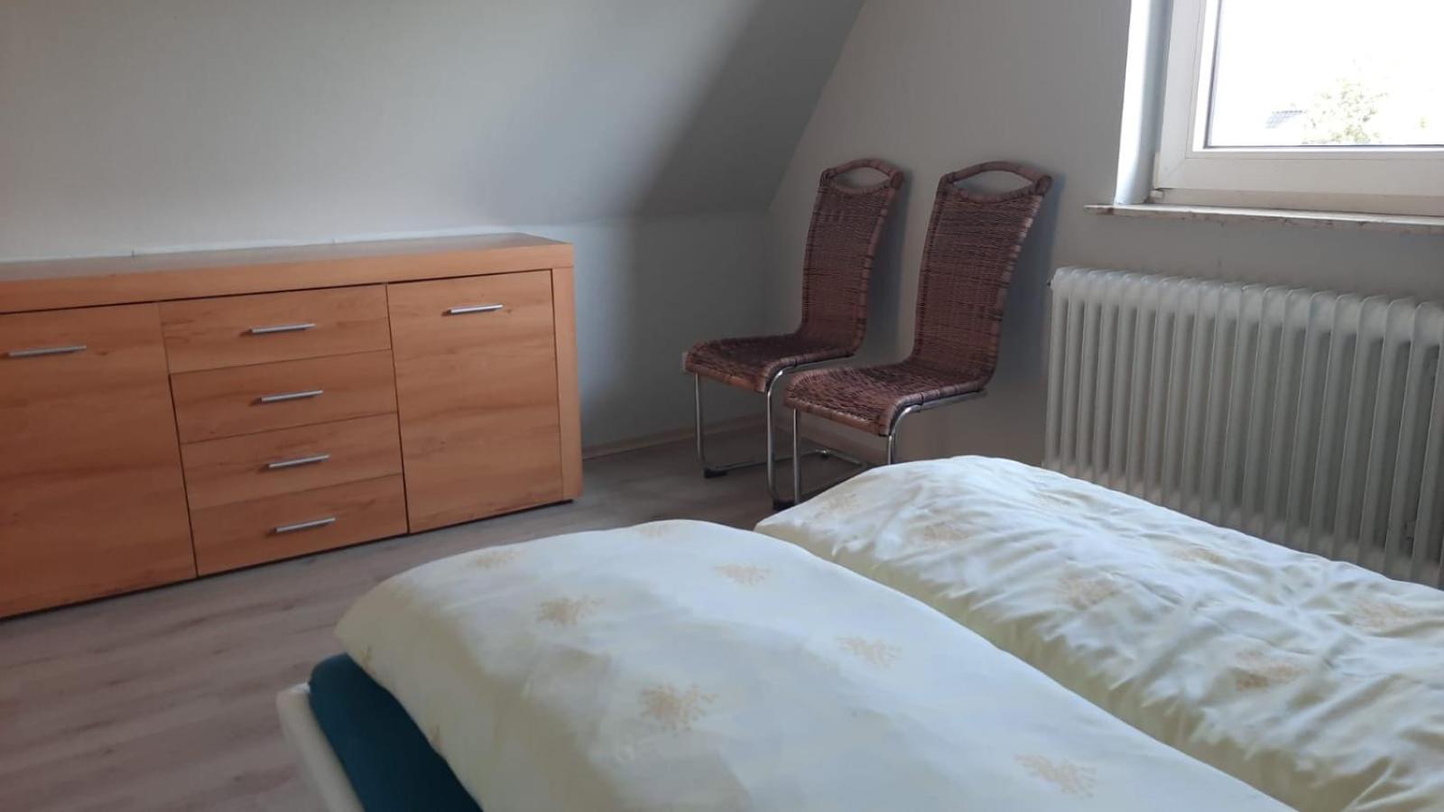 Ferienwohnung Mittelpunkt Schortens Luaran gambar