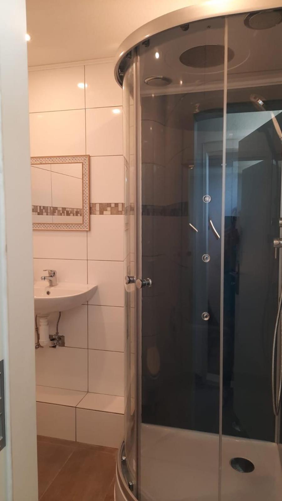 Ferienwohnung Mittelpunkt Schortens Luaran gambar