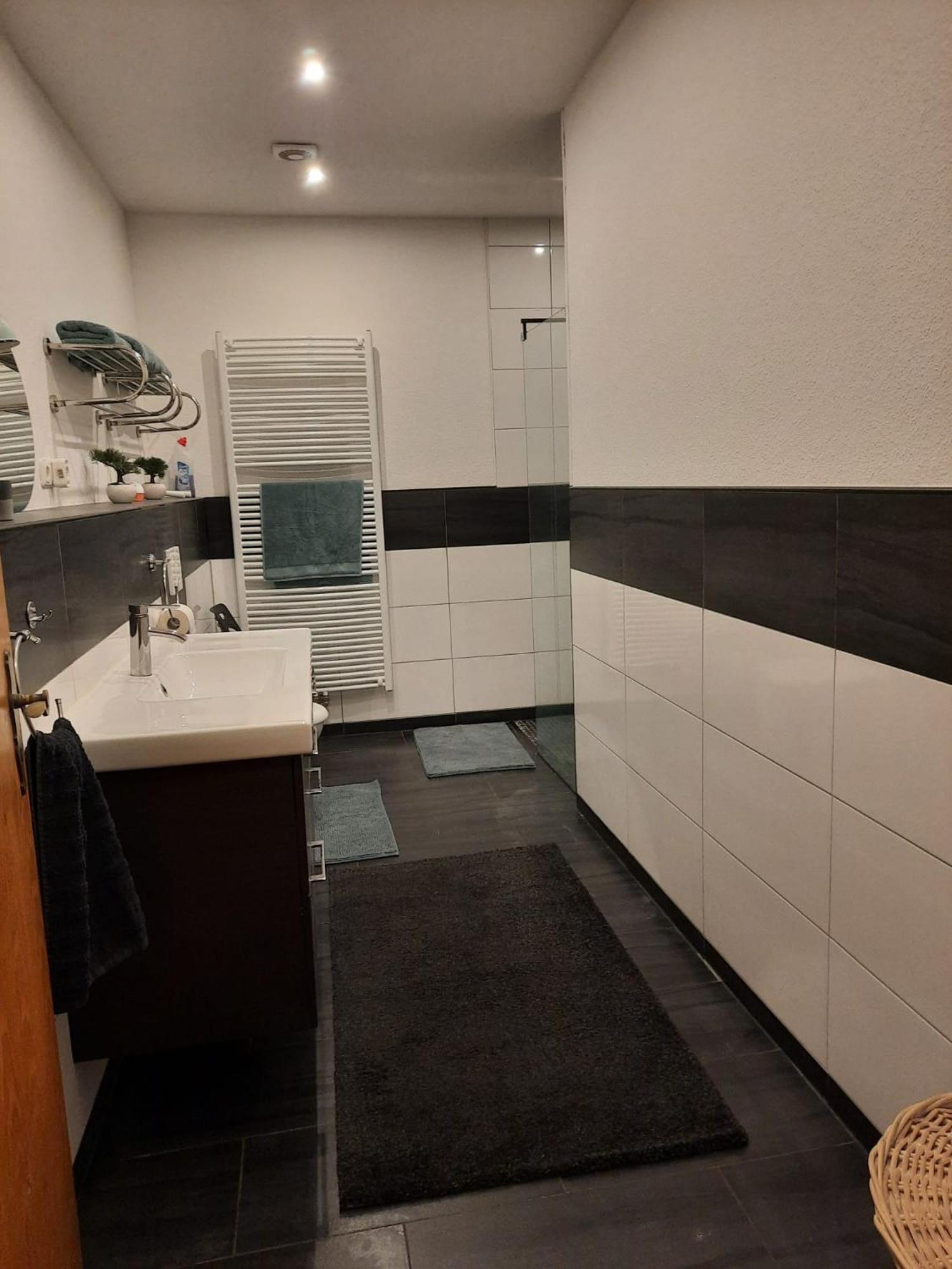Ferienwohnung Mittelpunkt Schortens Luaran gambar