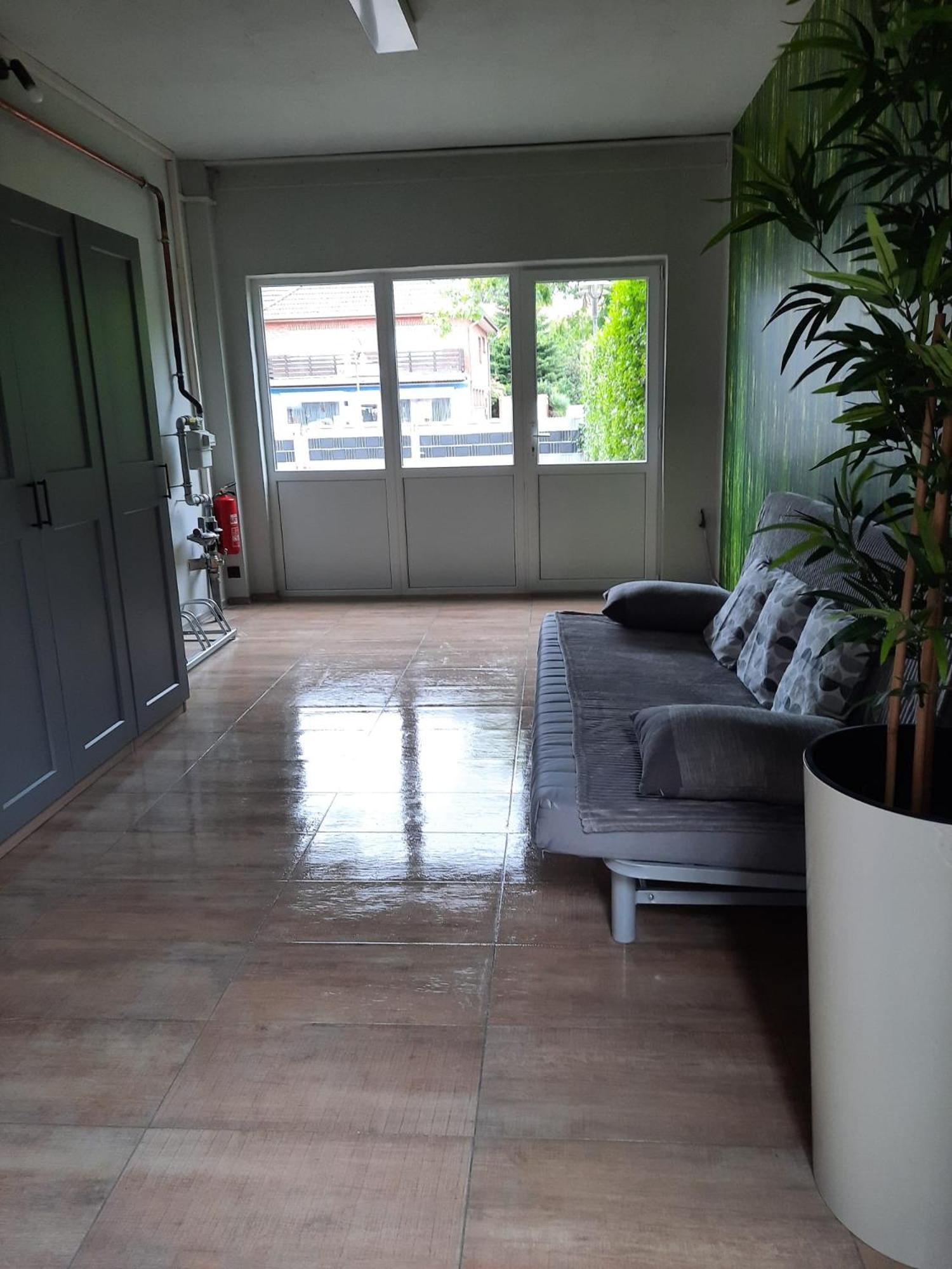 Ferienwohnung Mittelpunkt Schortens Luaran gambar